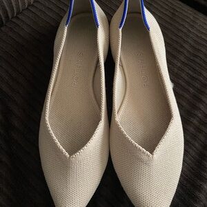 Rothy's The Point beige Ballet Flats size 6.5